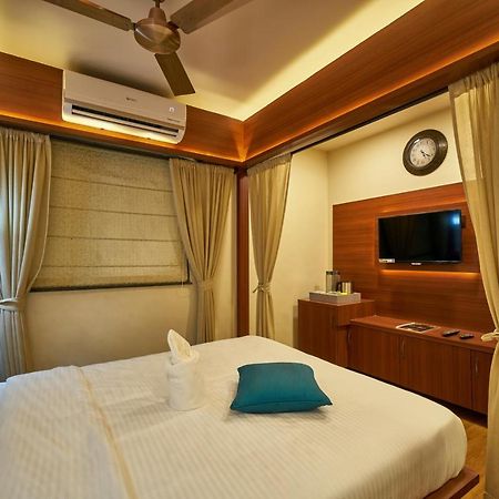 Tranquil La Casa Hotel Pune Ngoại thất bức ảnh