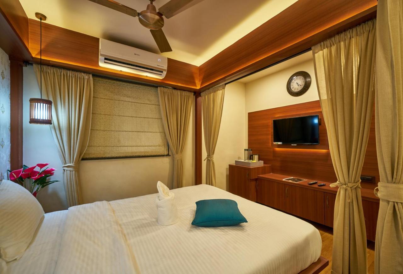 Tranquil La Casa Hotel Pune Ngoại thất bức ảnh